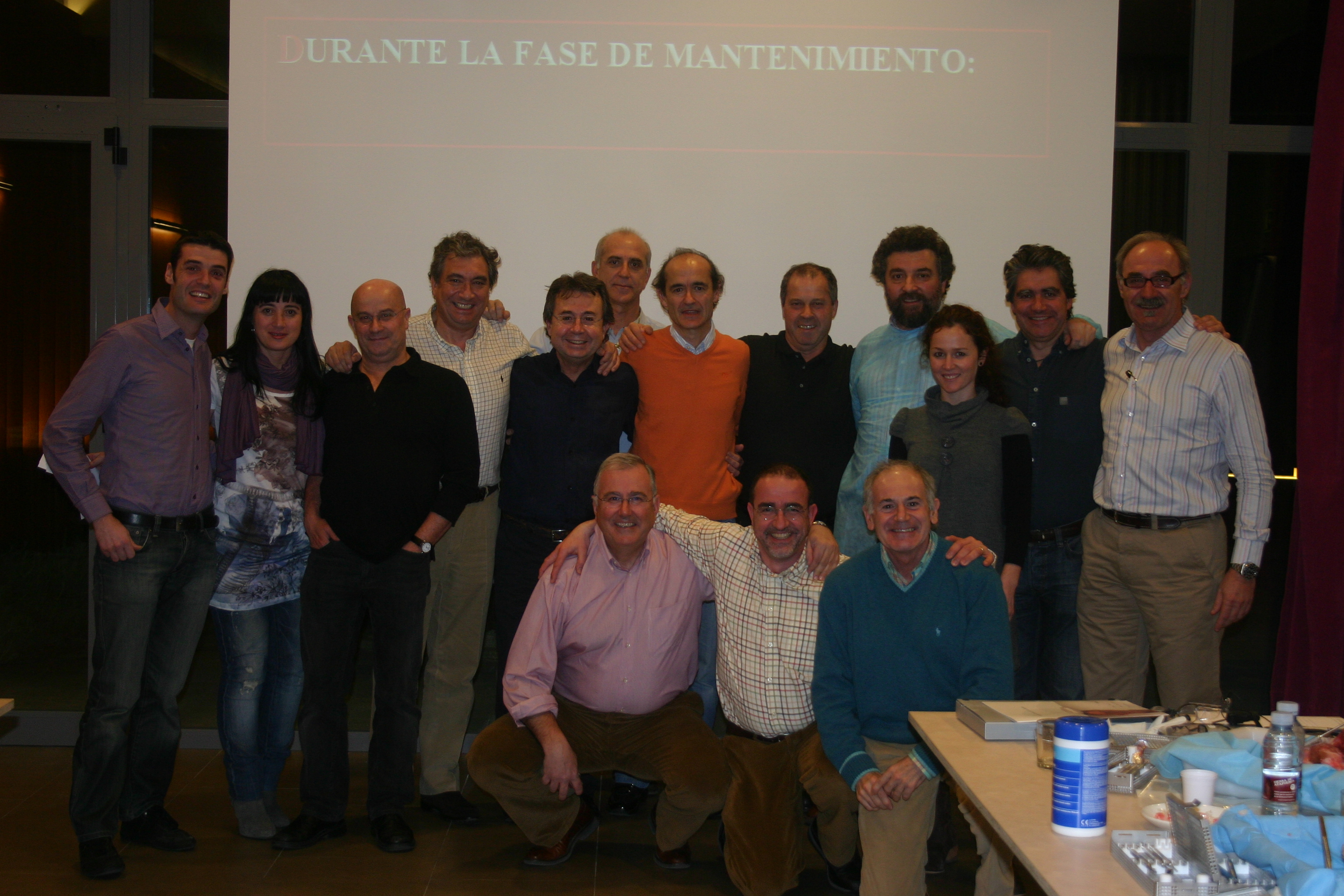 foto equipo curso Curso-taller de cirugía mucogingival para el dentista general Febrero 2010